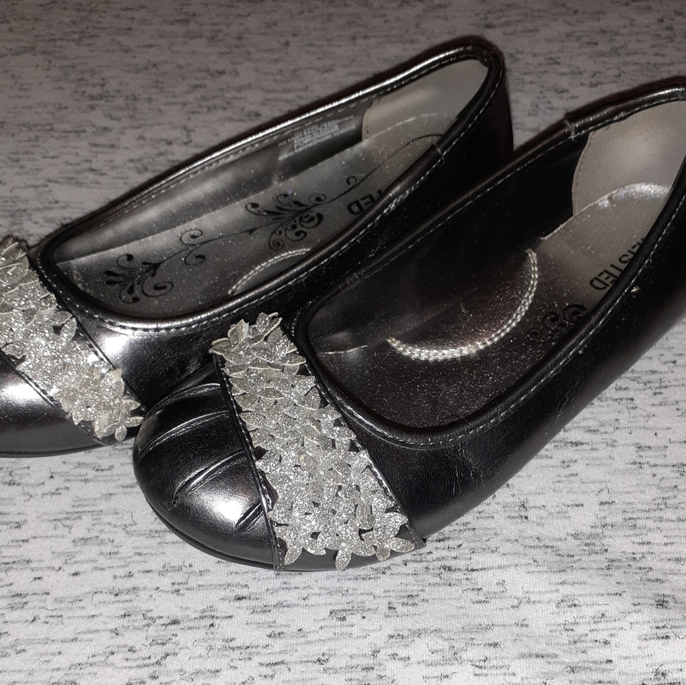 Girls dress shoes